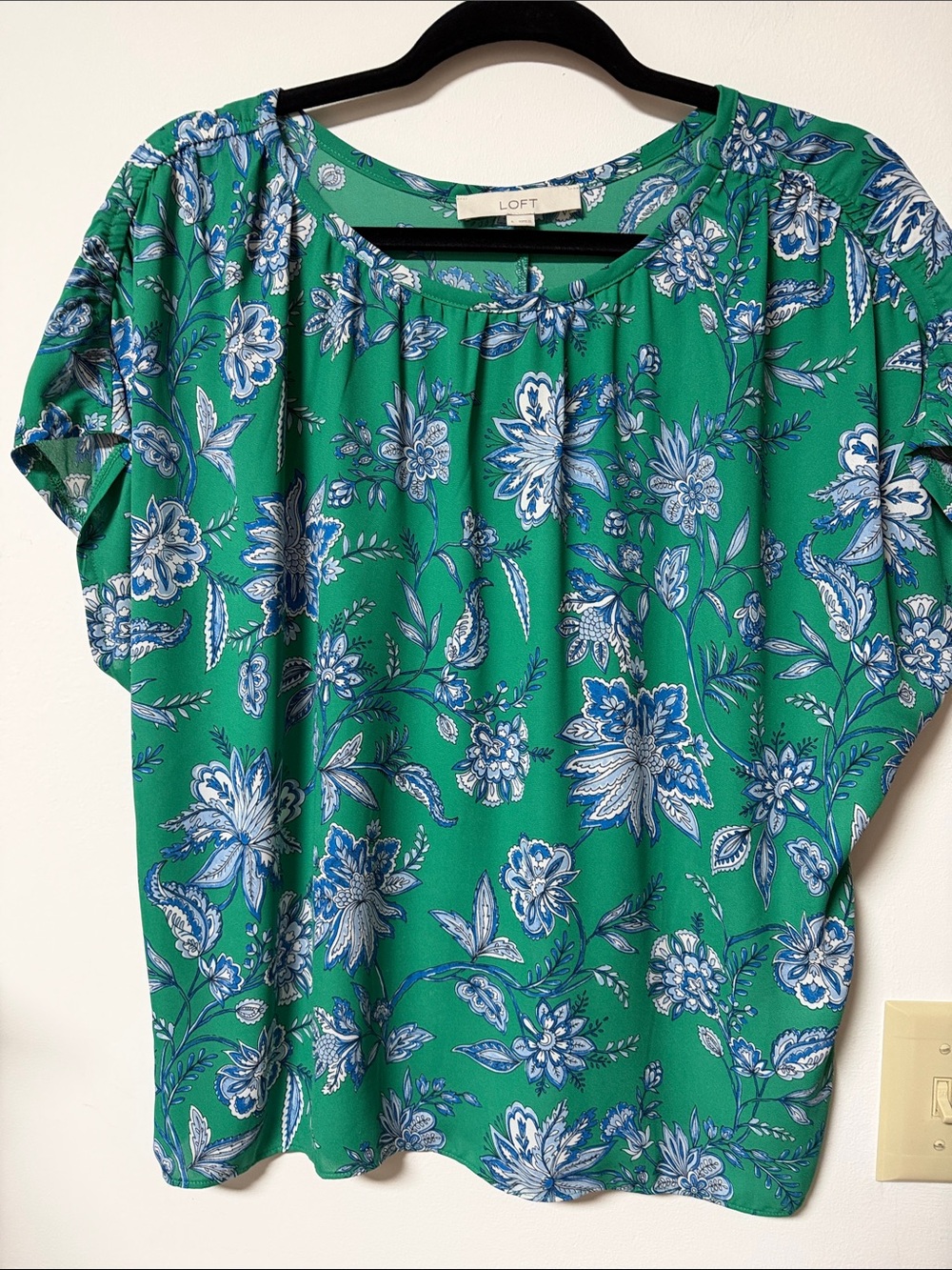 LOFT Green Floral Short Sleeve Blouse with Blue-White Print